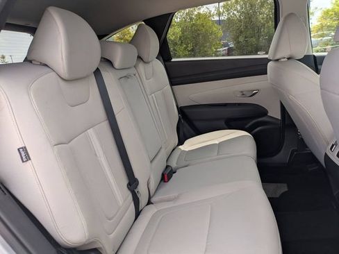 Used 2025 Hyundai Tucson SEL FWD image 33