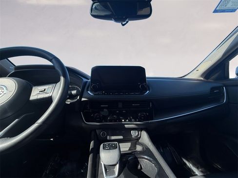 Used 2021 Nissan Rogue SL w/ Premium Package image 12