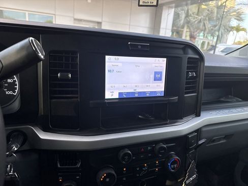 Used 2025 Ford F250 XL image 3