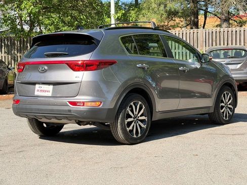 Used 2018 Kia Sportage EX w/ EX Technology Package FWD image 7