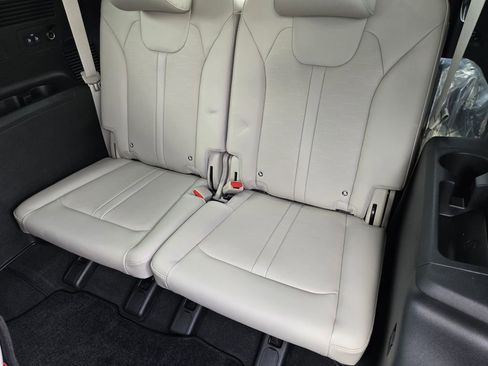 New 2026 Kia Sorento S AWD/4WD image 21