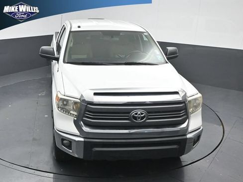 Used 2014 Toyota Tundra SR5 AWD/4WD image 10