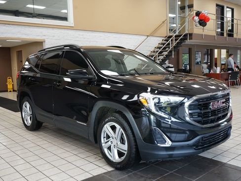 Used 2019 GMC Terrain SLE w/ Driver Convenience Package AWD/4WD image 19