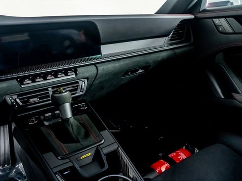 Used 2022 Porsche 911 GT3 image 43