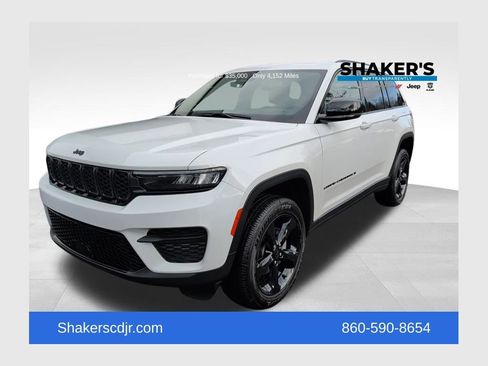 Used 2024 Jeep Grand Cherokee Altitude image 1