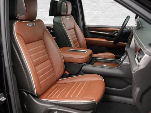 Used 2023 GMC Yukon XL Denali Ultimate image 26