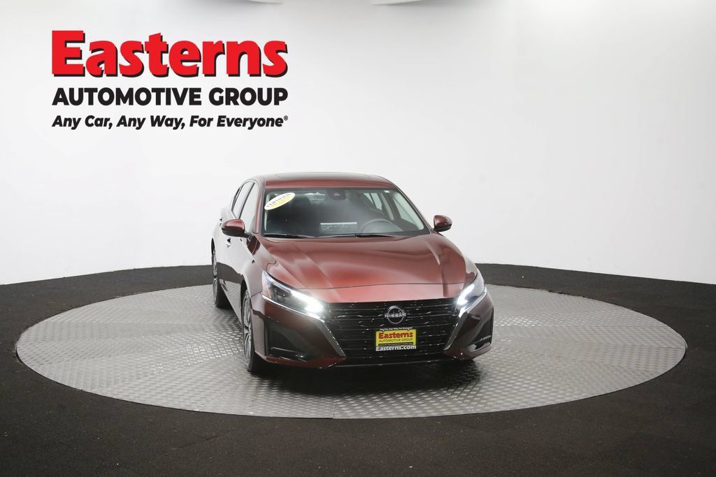 Used 2024 Nissan Altima 2.5 SV w/ SV Premium Package AWD/4WD image 53