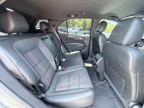 Used 2023 Chevrolet Equinox RS FWD image 25