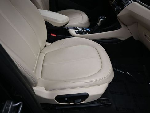 Used 2017 BMW X1 sDrive28i FWD image 40