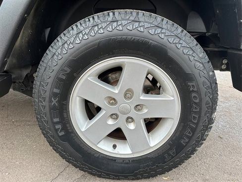 Used 2017 Jeep Wrangler Unlimited Sport w/ Quick Order Package 24S image 18