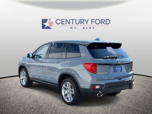 Used 2025 Honda Passport EX-L image 5