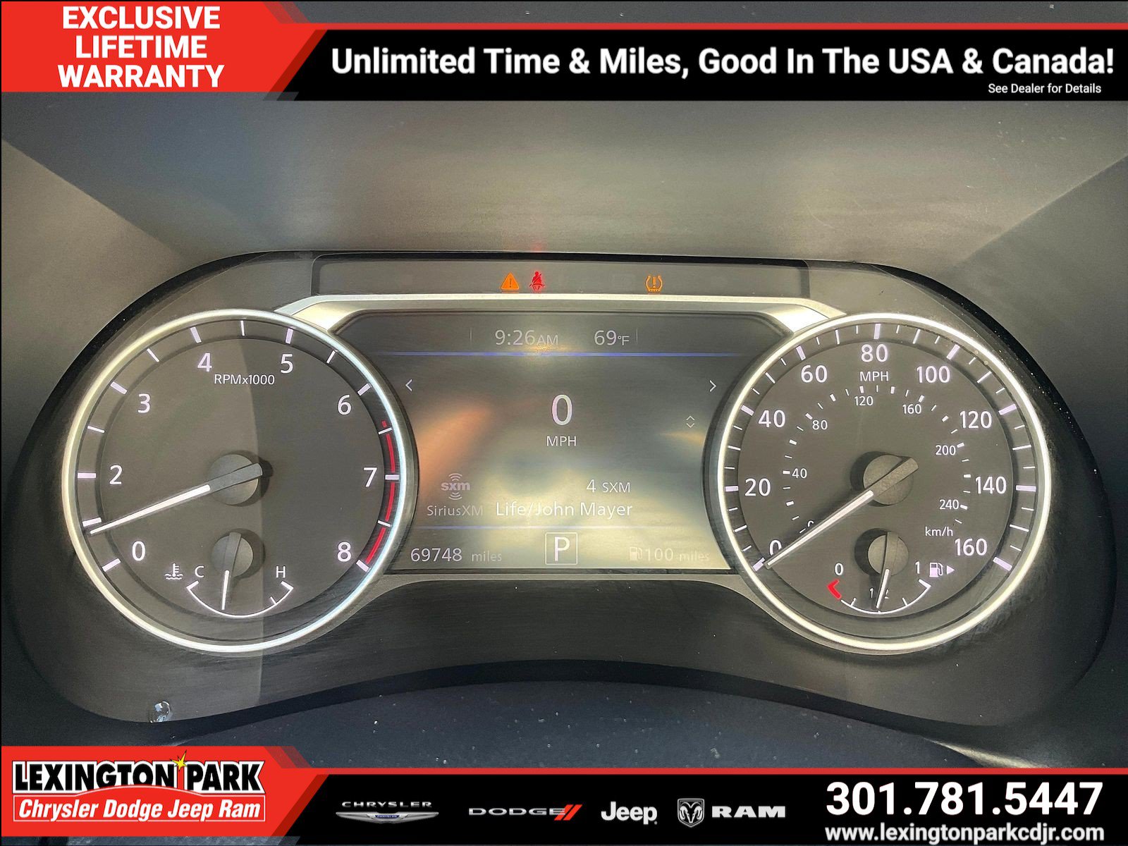 Used 2023 Nissan Sentra SR w/ SR Premium Package FWD image 13