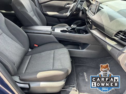 Used 2024 Nissan Rogue SV FWD image 13