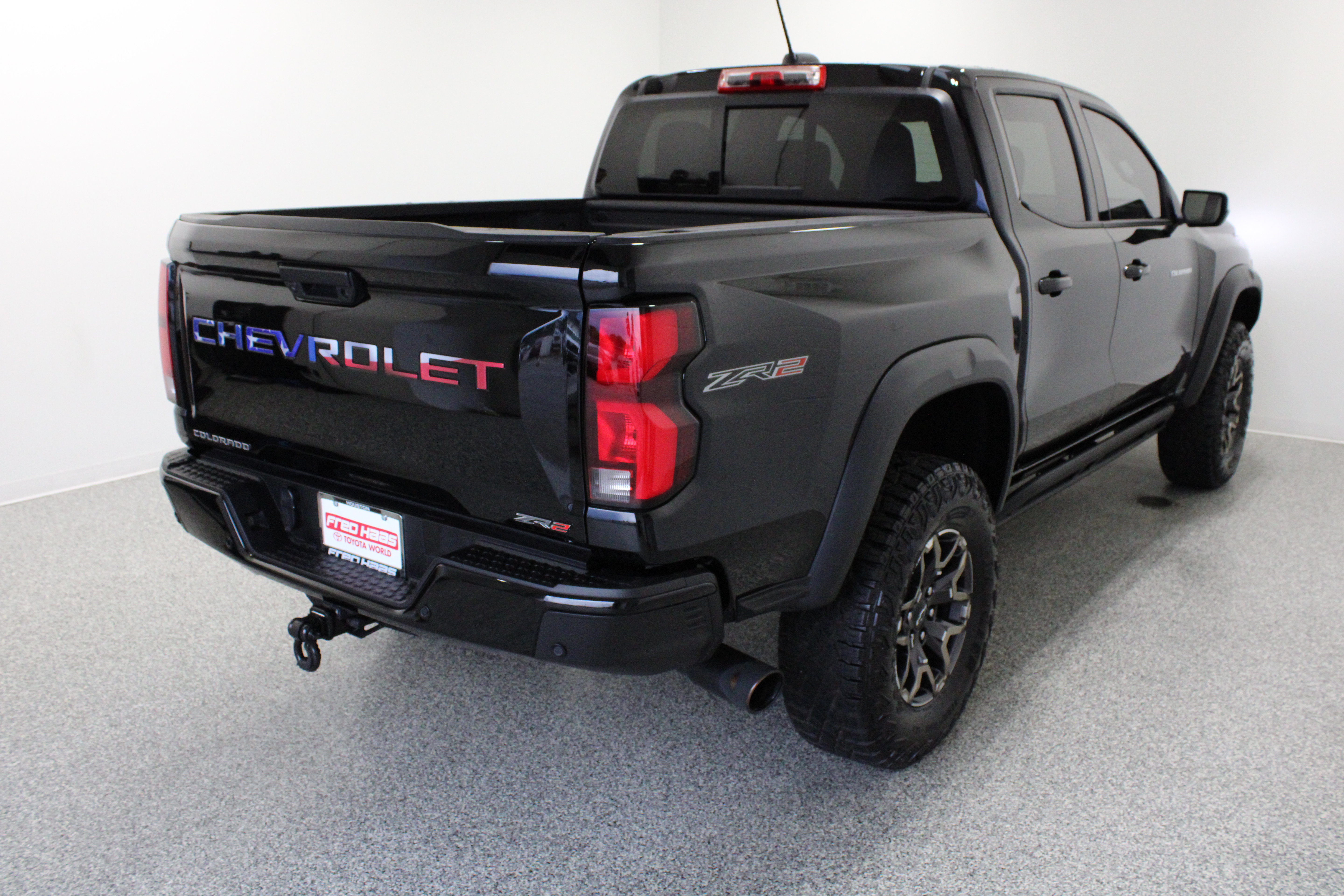 Used 2026 Chevrolet Colorado ZR2 AWD/4WD image 7