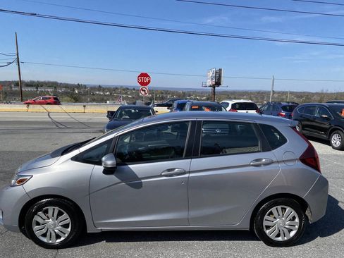 Used 2017 Honda Fit LX image 8
