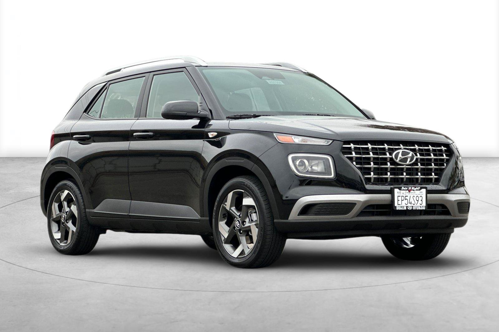 Certified 2026 Hyundai Venue SEL FWD image 11