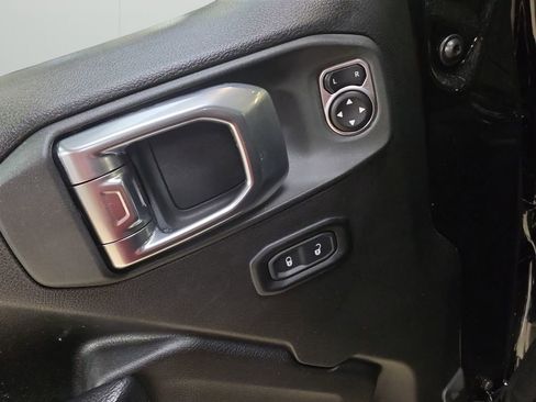 Certified 2023 Jeep Wrangler Unlimited Rubicon 4xe w/ Cold Weather Group AWD/4WD image 13