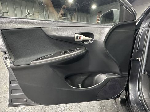 Used 2009 Toyota Corolla S image 12