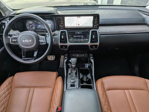 Used 2022 Kia Sorento SX Prestige w/ Rust Color Package image 22