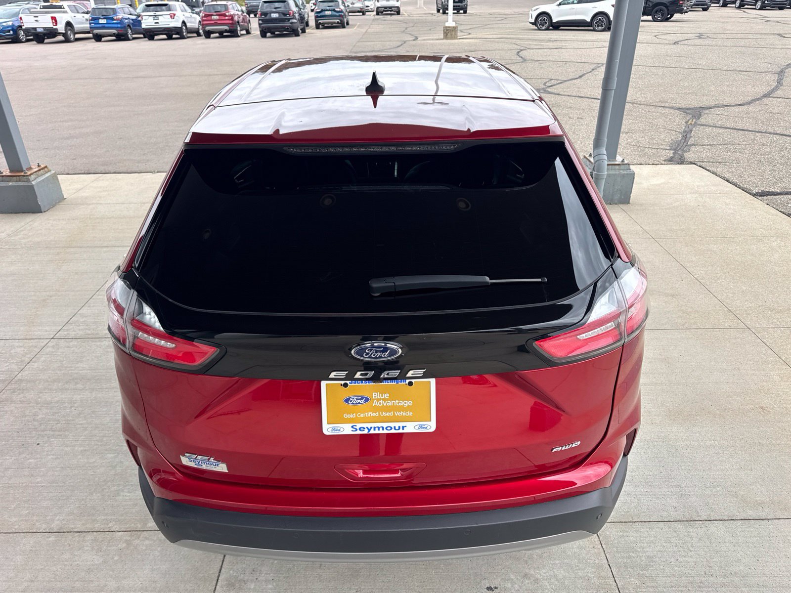 Certified 2024 Ford Edge SEL w/ Convenience Package AWD/4WD image 7