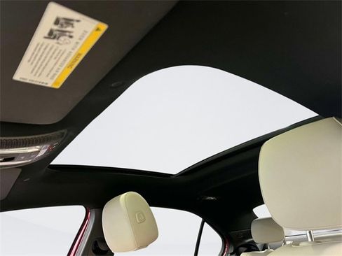 Certified 2021 Mercedes-Benz A 220 4MATIC image 21