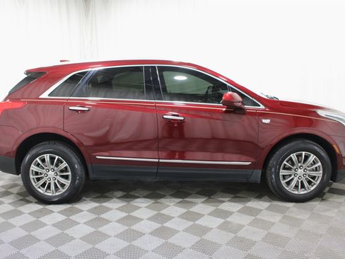 Used 2018 Cadillac XT5 Luxury w/ Driver Awareness Package image 32