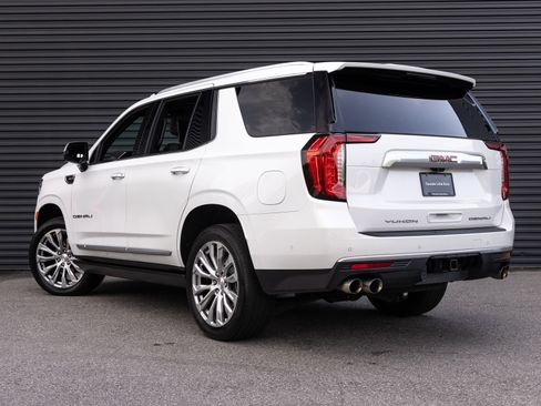 Used 2023 GMC Yukon Denali w/ Denali Reserve Package AWD/4WD image 3