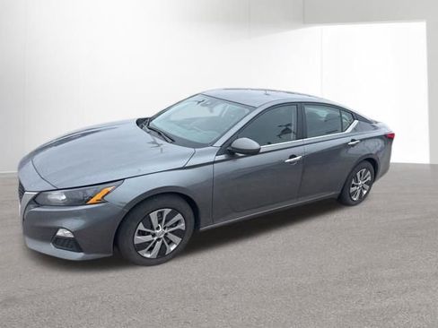 Used 2022 Nissan Altima 2.5 S w/ Driver Assist Package image 1