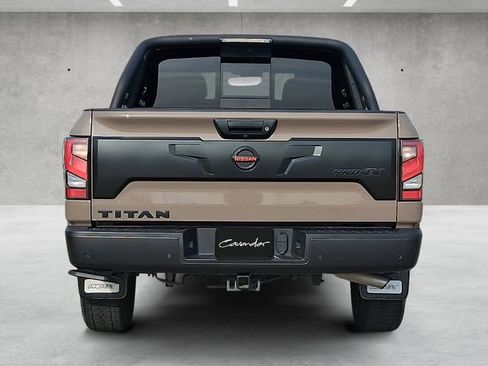 Used 2021 Nissan Titan PRO-4X w/ Pro-4x Convenience Package image 15