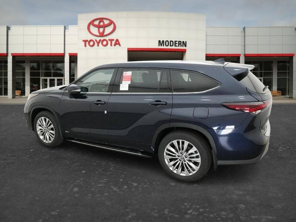 New 2026 Toyota Highlander Platinum AWD/4WD image 20