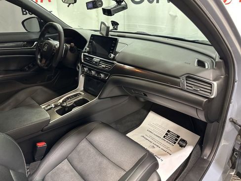 Used 2021 Honda Accord Sport image 13