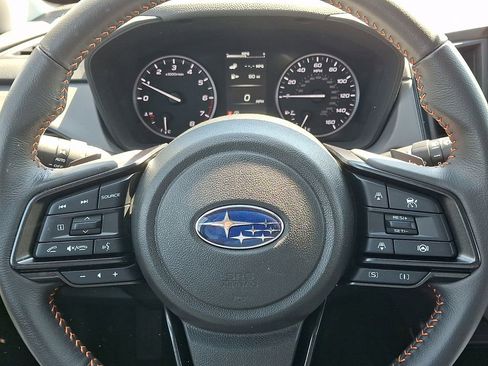 Used 2024 Subaru Crosstrek 2.5i Limited w/ Crosstrek Mirror Package AWD/4WD image 19