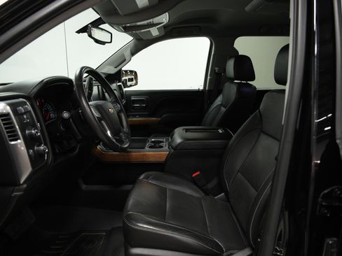 Used 2017 Chevrolet Silverado 1500 LTZ w/ Sport Package image 27