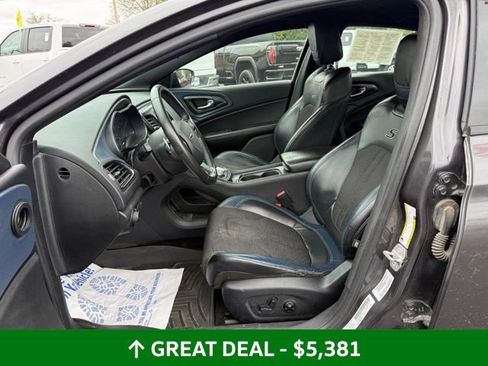Used 2016 Chrysler 200 S AWD/4WD image 15