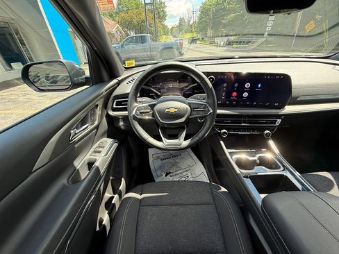 Used 2026 Chevrolet Traverse LT w/ Sun and Wheel Package AWD/4WD image 45