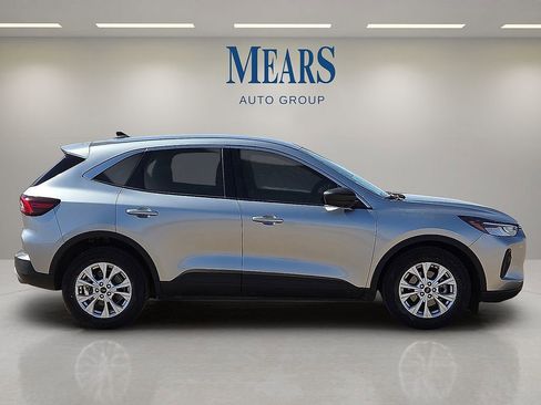 Used 2023 Ford Escape Active image 6