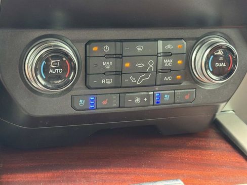 Used 2020 Ford F250 King Ranch w/ King Ranch Ultimate Package AWD/4WD image 21