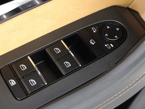 Used 2024 MAZDA CX-90 3.3 Turbo S w/ Premium Plus image 23