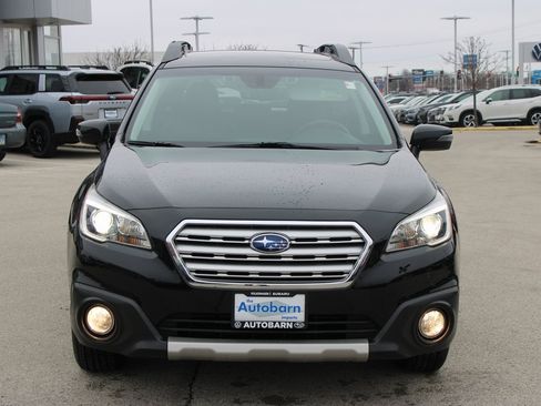 Used 2017 Subaru Outback 2.5i Limited image 2