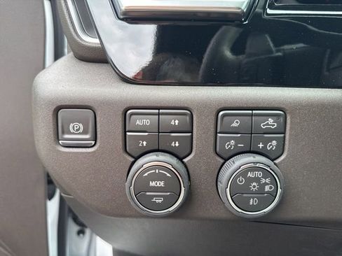 New 2026 Chevrolet Silverado 1500 LTZ AWD/4WD image 3
