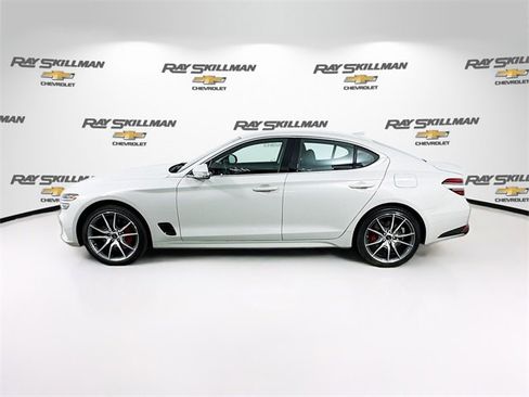 Used 2025 Genesis G70 2.5T image 4