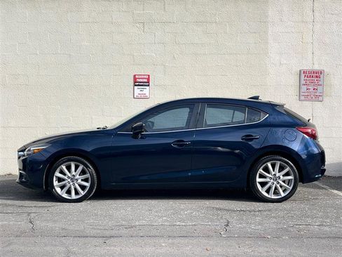 Used 2017 MAZDA MAZDA3 Grand Touring w/ Premium Equipment Package image 3