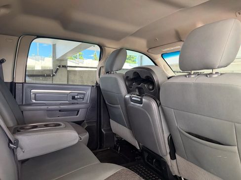 Used 2019 RAM 1500 Big Horn AWD/4WD image 27