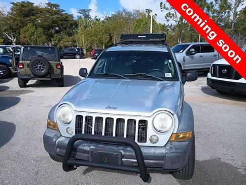 Used 2007 Jeep Liberty Sport image 1