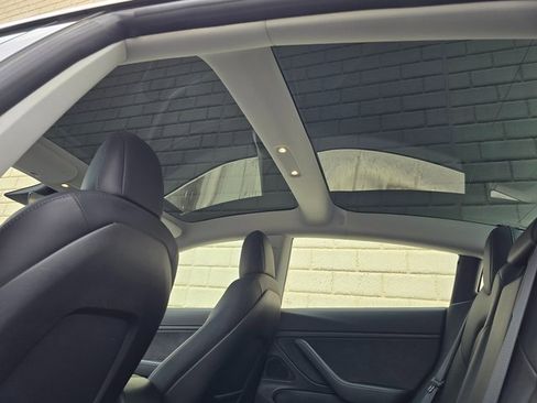 Used 2018 Tesla Model 3 Long Range image 35