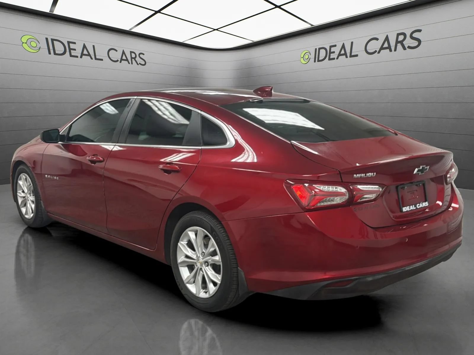 Used 2021 Chevrolet Malibu LT FWD image 7