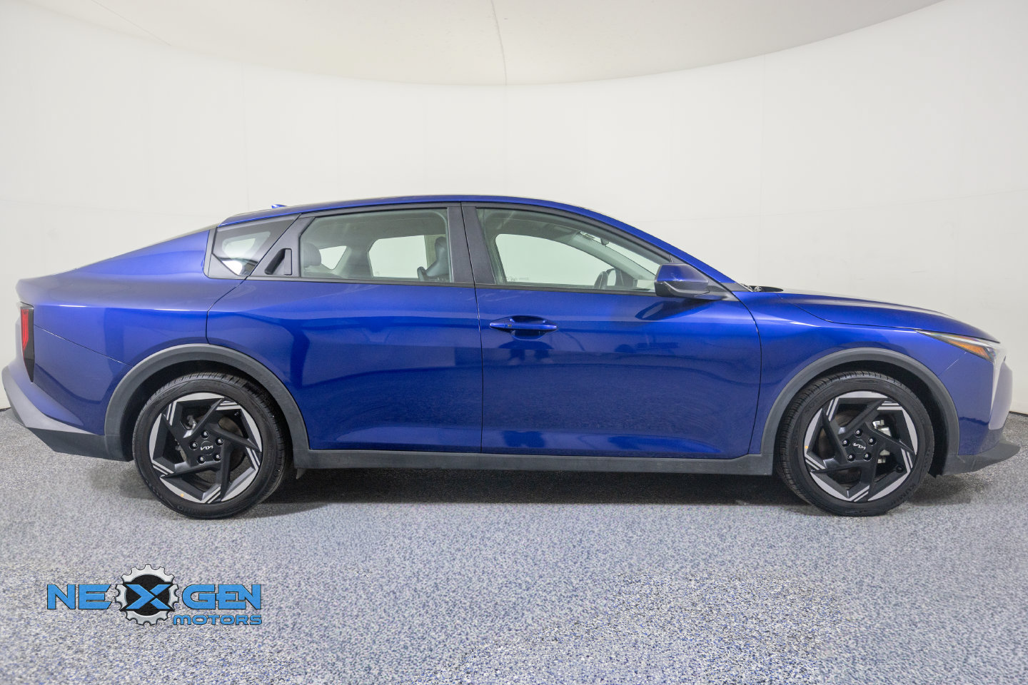 Used 2025 Kia K4 EX FWD image 35
