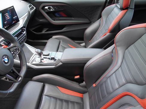 Used 2025 BMW M2 w/ Lighting Package image 11