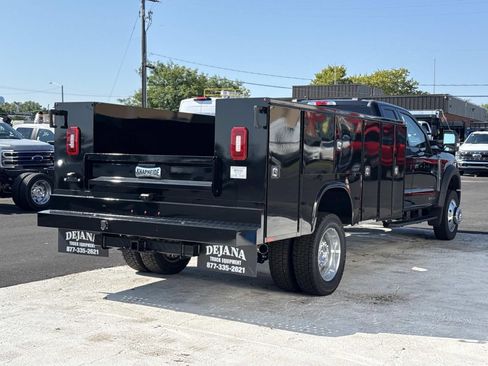 New 2026 Ford F550 4x4 Supercab Super Duty w/ XLT Value Package image 3