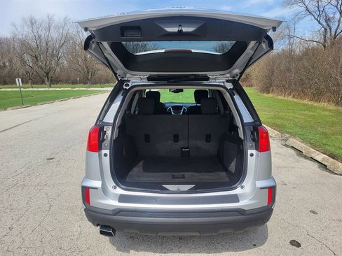 Used 2017 GMC Terrain SLE FWD image 10